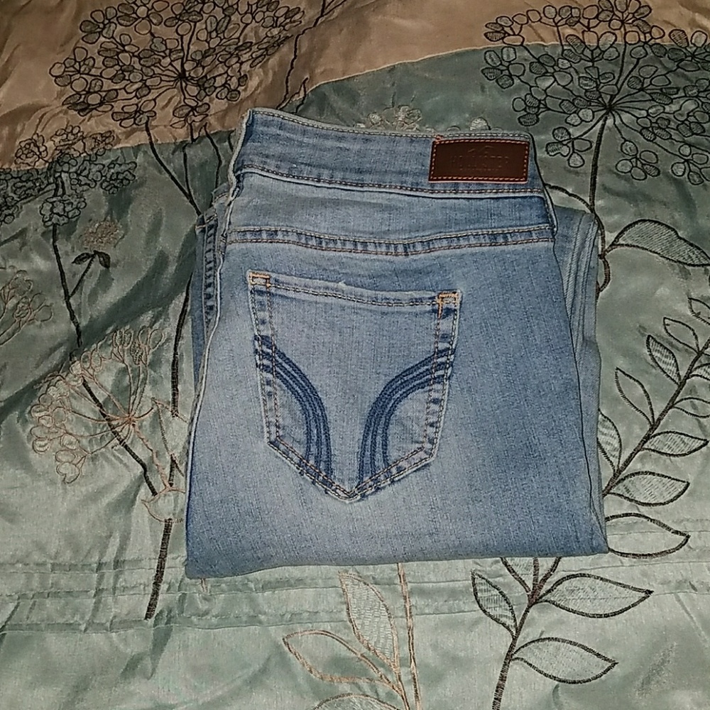 Woman's Hollister jeans